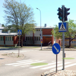 Liikennevalot poistuvat käytöstä Rauhalan koulun risteyksessä